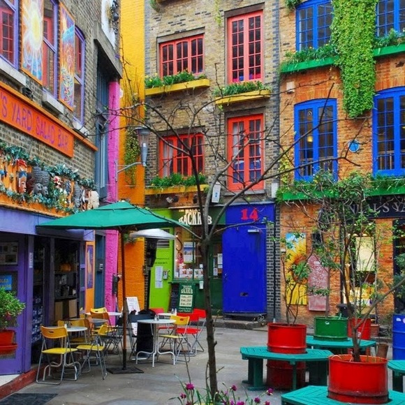 Profile Picture of Javier Ledesma (@javierledesma) on Poshmark