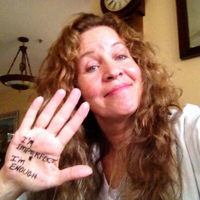 Profile Picture of Cathy  Moorehead (@moorehead_cathy) on Twitter
