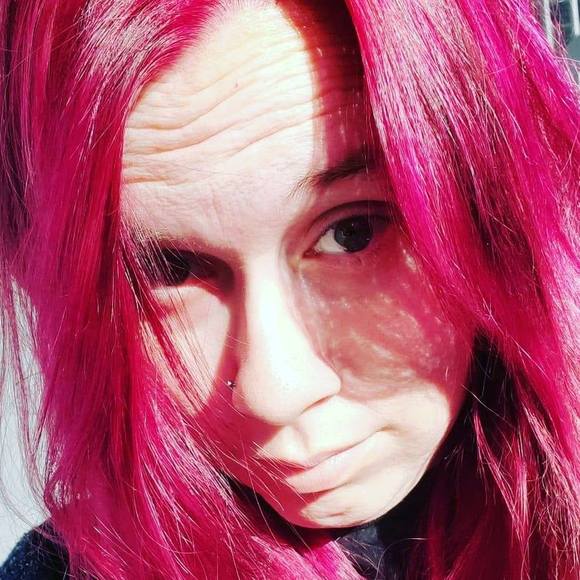 Profile Picture of Nicola Garbutt (@nicolakaterina) on Poshmark