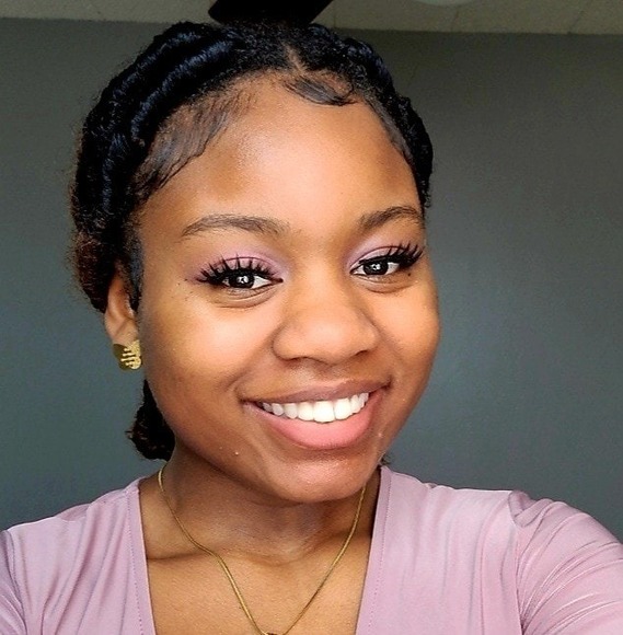 Profile Picture of Musu Dikenah (@mdikenah) on Poshmark