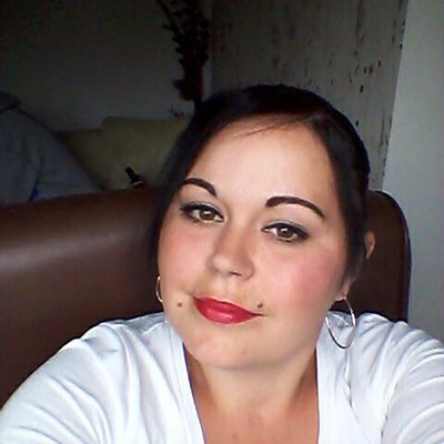 Profile Picture of Vickie Lee Callan (@vickielee85) on Twitter