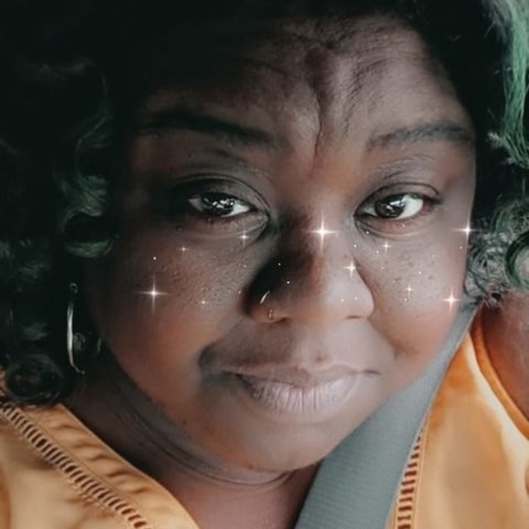 Octavia Blakey - Poshmark Profile Picture of Octavia Blakey (@octaviablakey) on Poshmark