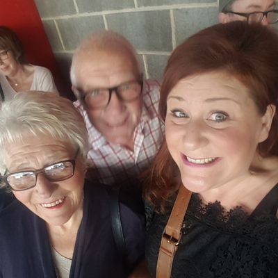 Profile Picture of Nicola (@nicolapearson72) on Twitter