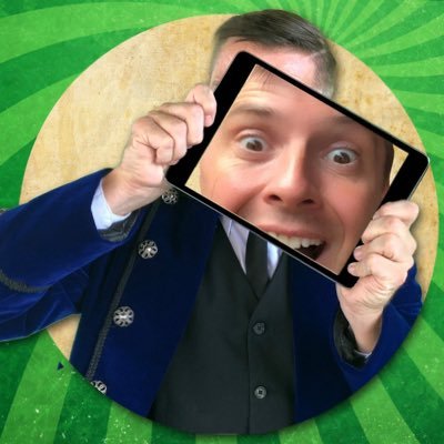 Profile Picture of Christopher James (@funnyhypermagic) on Twitter