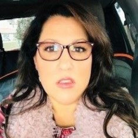 Christina Chafin - Poshmark Profile Picture of Christina Chafin (@chafinch) on Poshmark