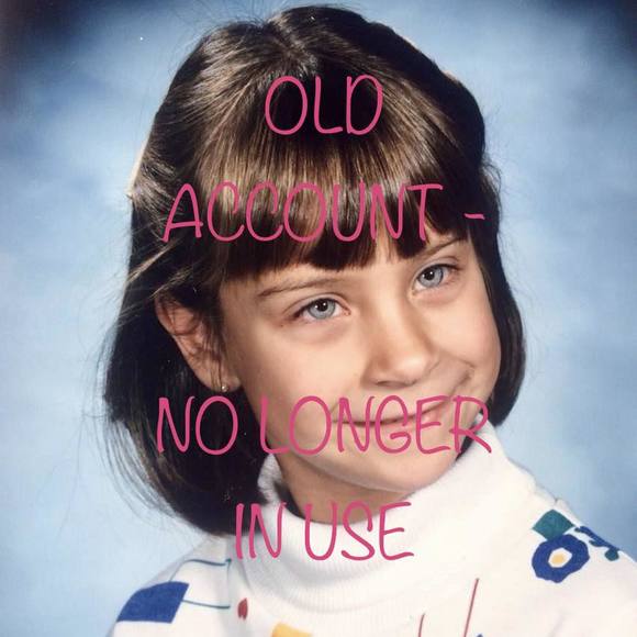 Heather Gee - Poshmark Profile Picture of Heather Gee (@hgfox4580) on Poshmark