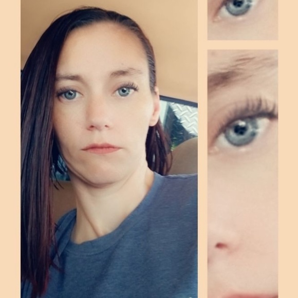 Profile Picture of Candice Malone (@candimalone8502) on Poshmark