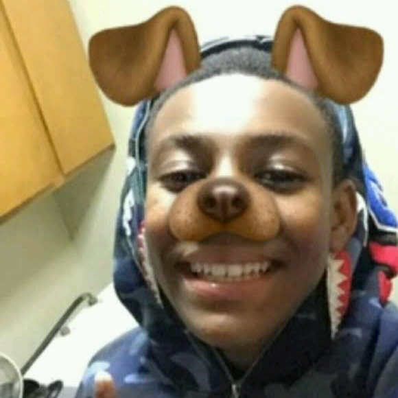 Profile Picture of Ernsto Guillaume (@swayiverson) on Poshmark