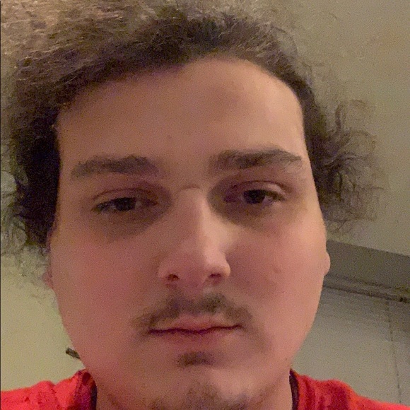 Profile Picture of Gavin Mccarthy (@gavinmccarth536) on Poshmark