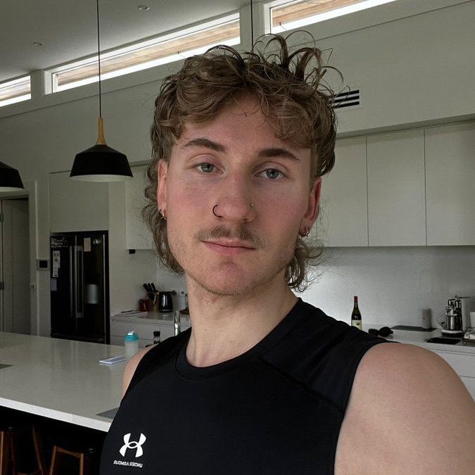 Profile Picture of larryrobert (@larryrobert15) on Tiktok