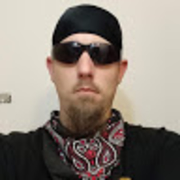 Profile Picture of Zach Blickos (@zblickos) on Poshmark