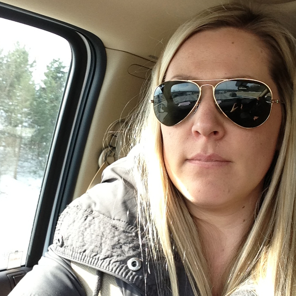 Profile Picture of Jessica Passalacqua (@jessimariejones) on Poshmark