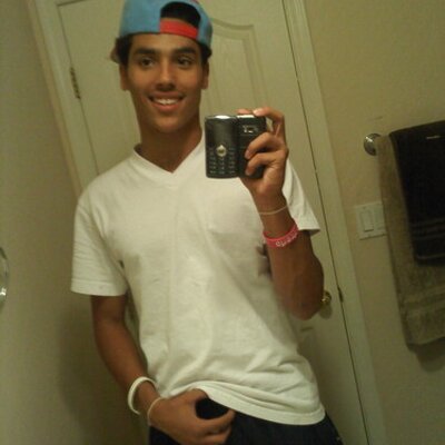 Profile Picture of Bj Freeman (@BjEazy24) on Twitter