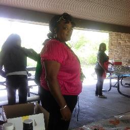 Profile Picture of Nancy Holloman (@NancySummer14) on Twitter