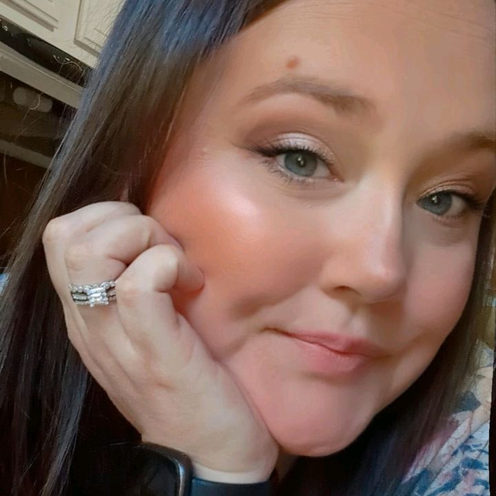 Profile Picture of Heather Holland (@@itsheather_holland) on Tiktok