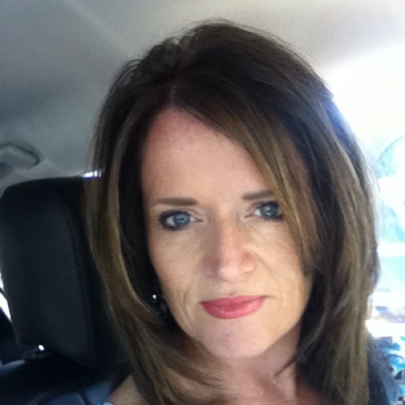 Jess Kovalski - Poshmark Profile Picture of Jess Kovalski (@jess_koval) on Poshmark