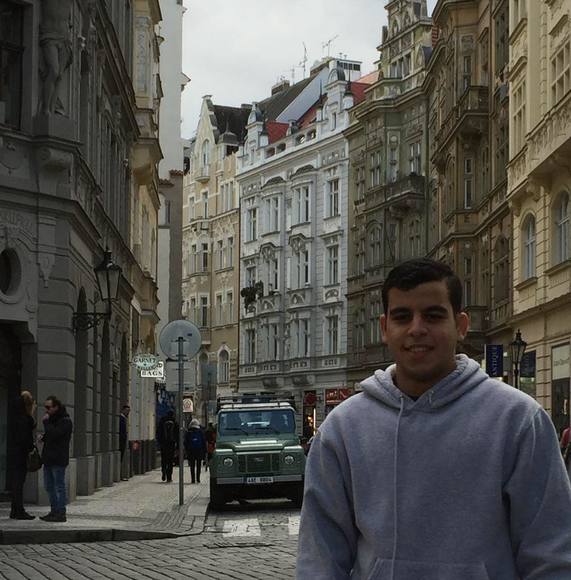 Usama Bamieh - Poshmark Profile Picture of Usama Bamieh (@nehadiscool) on Poshmark