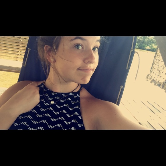 Kaitlyn Holt - Poshmark Profile Picture of Kaitlyn Holt (@gracieloufree03) on Poshmark