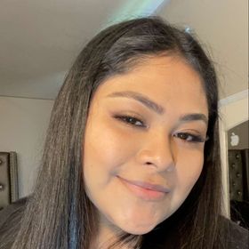 Profile Picture of Veronica Arreguin (@johanalashess27) on Pinterest