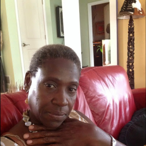 Profile Picture of Everlean Abernathy (@n2blkart) on Poshmark