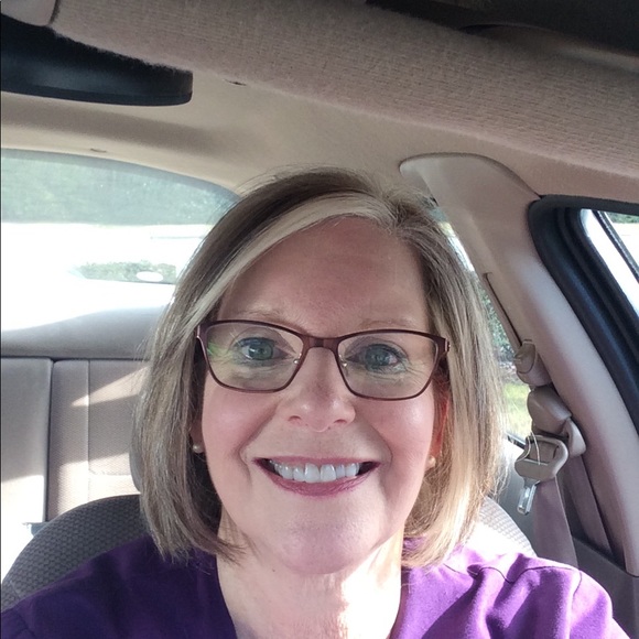 Profile Picture of Marsha Walters (@marshawalters) on Poshmark