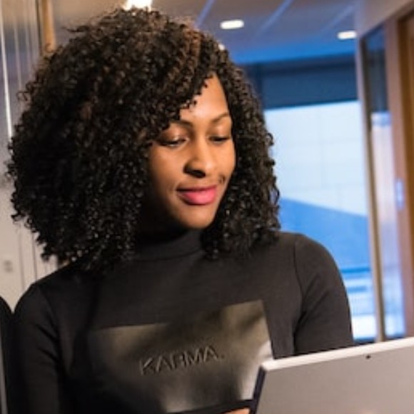 Profile Picture of See Taillefer (@see8j555555ai) on Poshmark