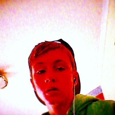 Profile Picture of Tyler Bloomfield (@3bdd0acfeccf421) on Twitter