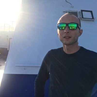 Profile Picture of Lee (@Lee__Francis) on Twitter
