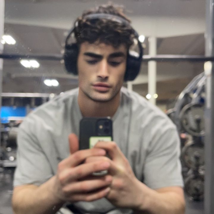 J ♱ - Tiktok Profile Picture of J ♱ (@.jamesliegl) on Tiktok