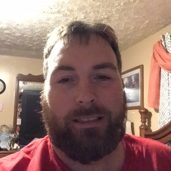 Profile Picture of Bucky Taylor (@buckytaylor) on Poshmark