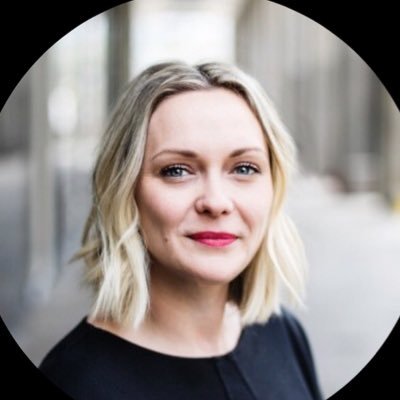 Profile Picture of Melanierobert (@melanierobert) on Twitter