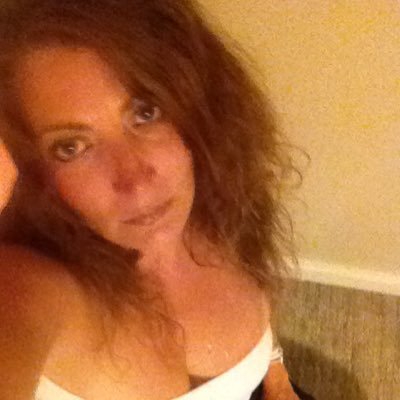 Profile Picture of Rhonda McLean (@Rhondacoutts) on Twitter