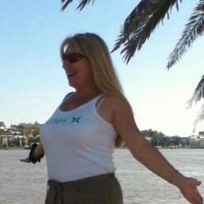 Profile Picture of Debbie-lee Smith (@Buffy_lee17) on Twitter