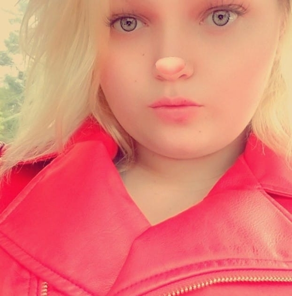 Profile Picture of Makenna Deuso (@kennad123456) on Poshmark