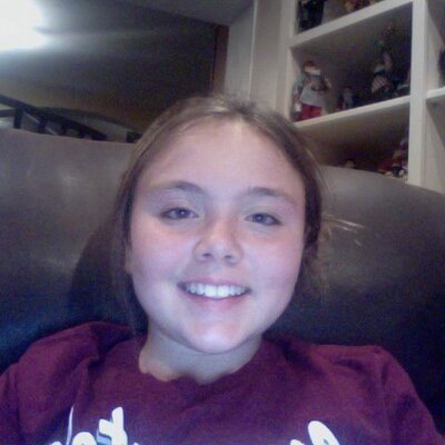 Profile Picture of Elizabeth Mcgee (@libby8154) on Twitter