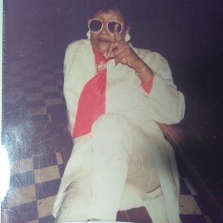 Louise Dye - Facebook Profile Picture of Louise Dye (@louise.dye.75) on Facebook