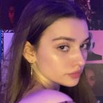 Profile Picture of Yana Poplavskaya (@florenslilium) on Instagram