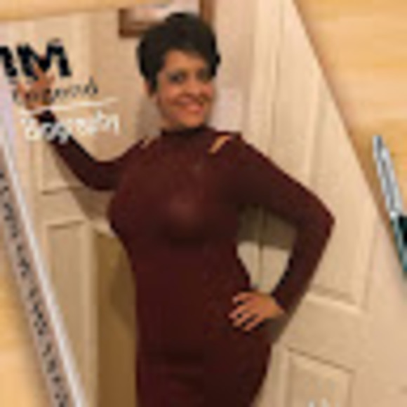 Profile Photo of Evelyn Hawkins (@evelynhawkin161) on Poshmark