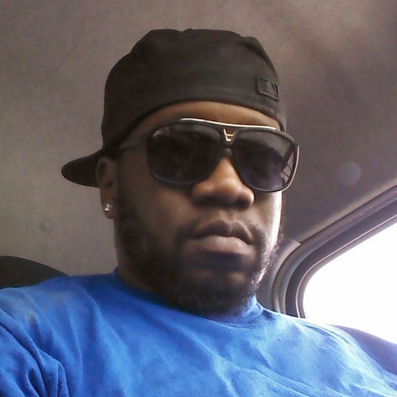 Profile Picture of John Curry (@johnnyc0930) on Poshmark