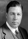 Profile Picture of Maurice E. Crumpackeron Wikipedia