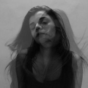 Profile Picture of Deesha (@IamDeeBond) on Twitter