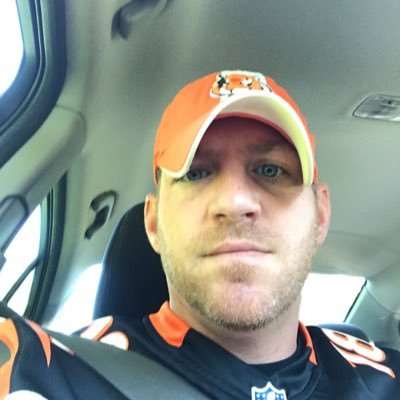 Profile Picture of Clint Groves (@ClintGroves34) on Twitter