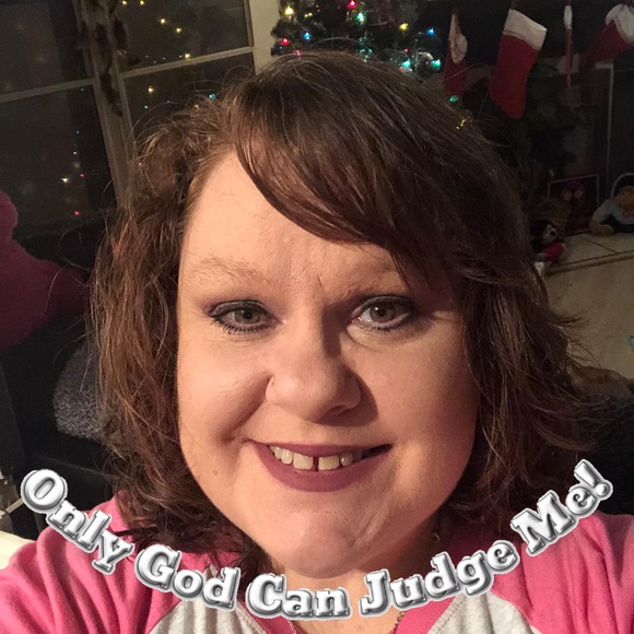 Chrissy Ward - Poshmark Profile Picture of Chrissy Ward (@chrissyward78) on Poshmark