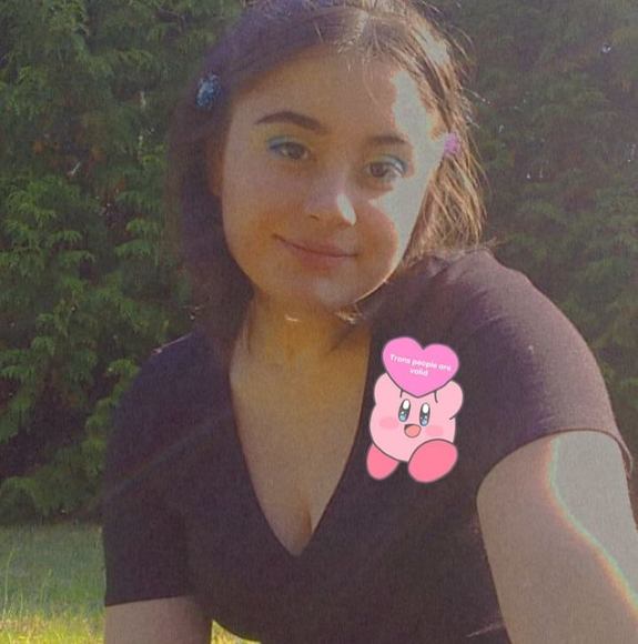 Profile Picture of Gabby Daniels (@umm_no_) on Poshmark