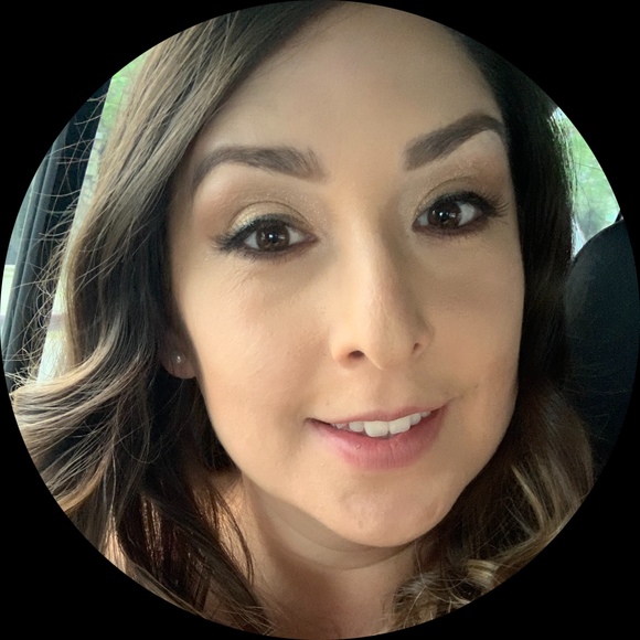 Profile Picture of Martha Franco (@mpsorto) on Poshmark