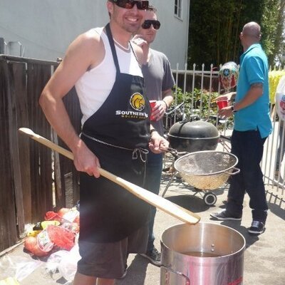 Profile Picture of Chad Reilly (@Caliredneckchad) on Twitter