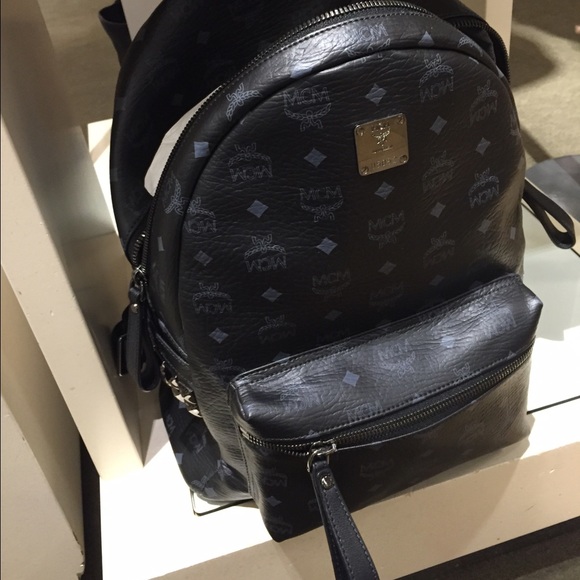 Profile Picture of Austin Sneed (@austinmadedaily) on Poshmark