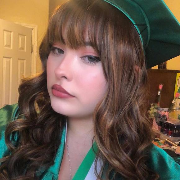 Profile Picture of Jalissa Maseda (@jalissamaseda) on Poshmark