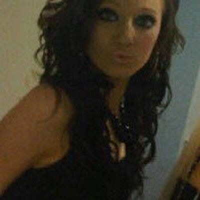 Profile Picture of Lydia Abbott (@dollsface18) on Twitter