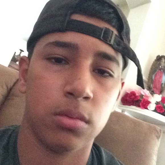Profile Picture of Nathan Rodriguez (@nathanrod4002) on Poshmark